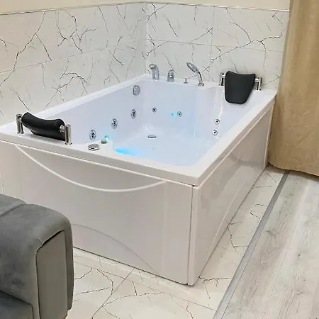 Nebula Residence- Luxury Beyoglu Jakuzili 公寓